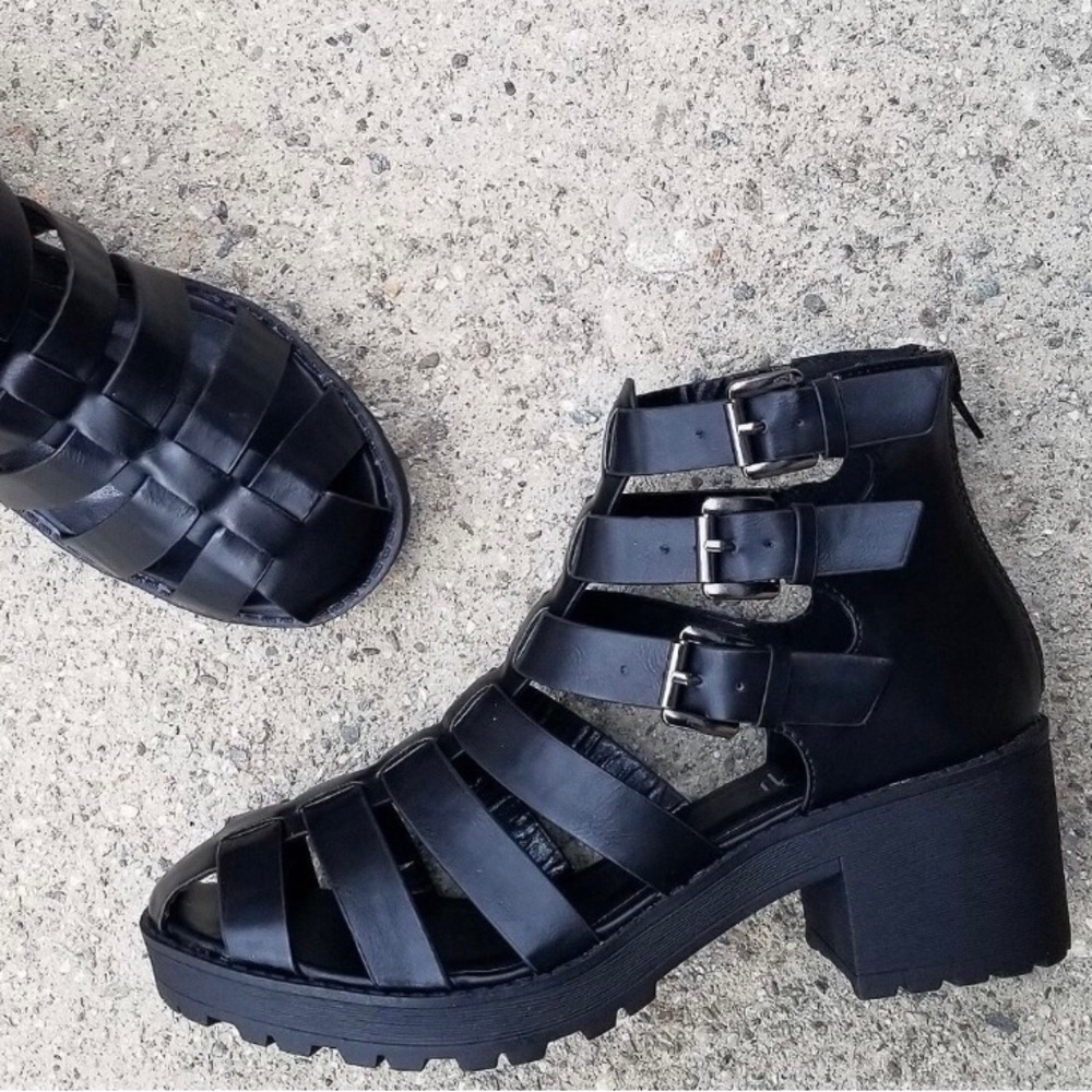 BRAND NEW IN BOX, BLACK WOVEN CAGED GLADIATOR ANKLE SHOES/BOOTS
